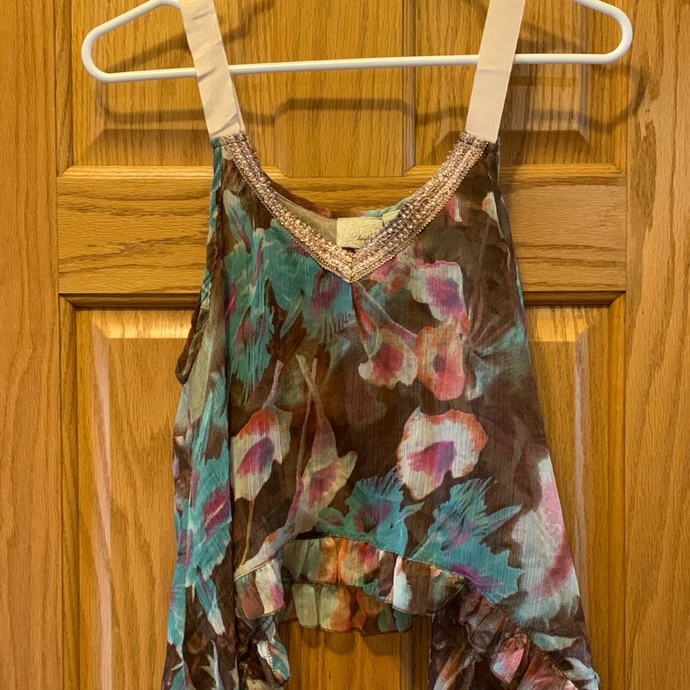 Floral Glam Crop Top 🌺